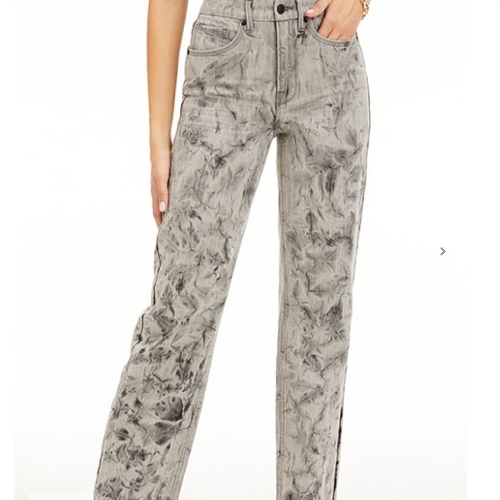 GOOD AMERICAN 
Good 90s marbled grey relaxed jeans size 8/29 NWT